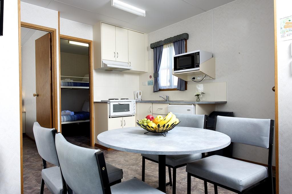 Lakes And Craters Holiday Park Camperdown Camera foto